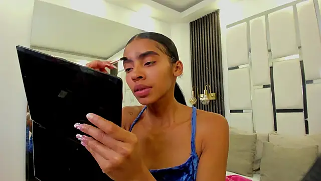 sarah ashbourne online show from October 2025 08:32:02 PM