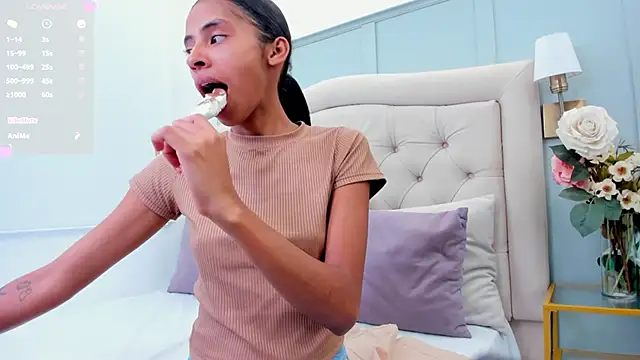 sarah ashbourne online show from October 2025 07:48:02 PM