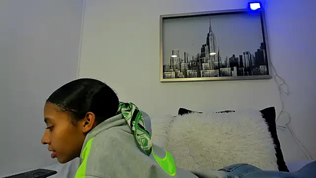 sarah ashbourne online show from October 2025 12:39:01 PM