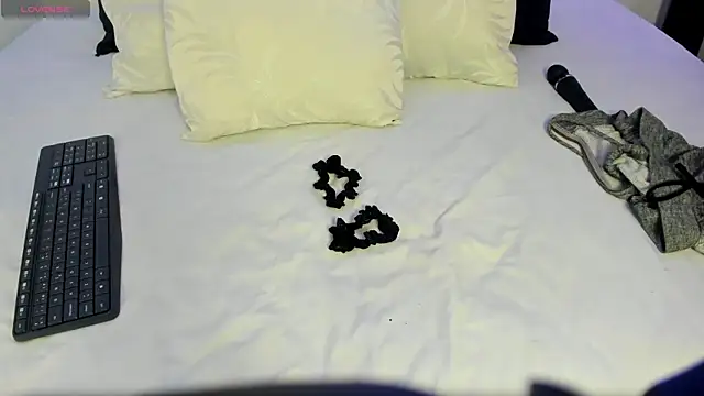 sarah ashbourne online show from October 2025 12:15:01 PM