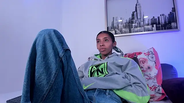 sarah ashbourne online show from October 2025 05:32:02 PM