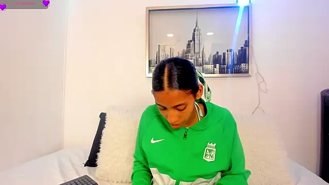 sarah ashbourne online show from October 2025 01:25:01 PM