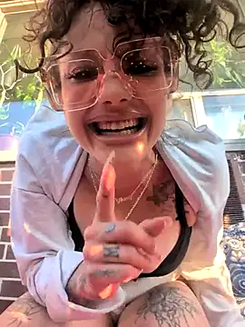 Av3ryyBe3 online show from June 2026 12:01:02 AM