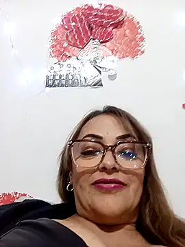 Snapshot of Lady_16 chatting on January 2026 03:10:01 AM Lady 16 online show from January 2026 03:10:01 AM