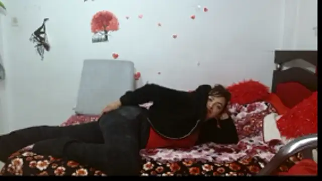 Lady 16 online show from October 2025 02:45:01 AM