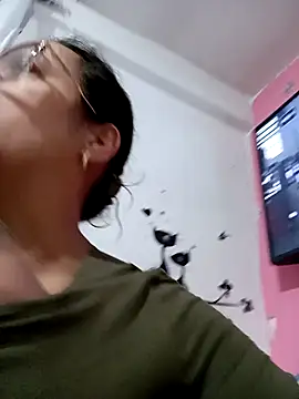 Lady 16 online show from September 2025 10:54:02 PM