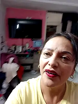 Lady 16 online show from November 2025 10:02:02 PM