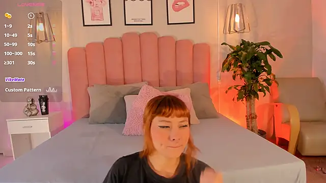 Snapshot of raven_black_ chatting on September 2025 02:02:01 PM raven black online show from September 2025 02:02:01 PM