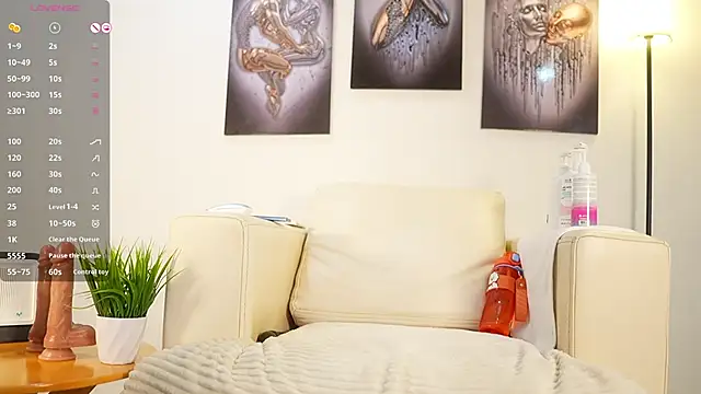 KristellV online show from March 2026 11:30:02 AM