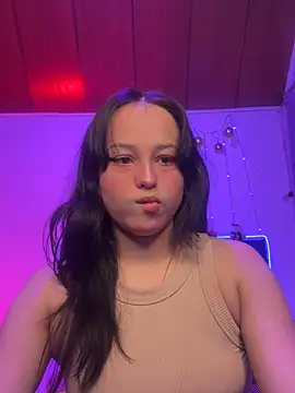 Eymmy 24 online show from November 2025 03:16:01 AM