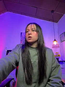 Eymmy 24 online show from September 2025 03:23:01 AM