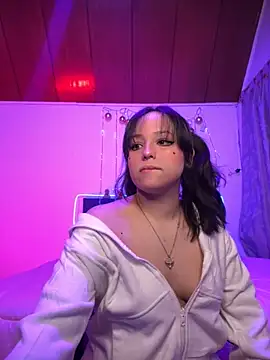 Eymmy 24 online show from November 2025 11:47:02 PM