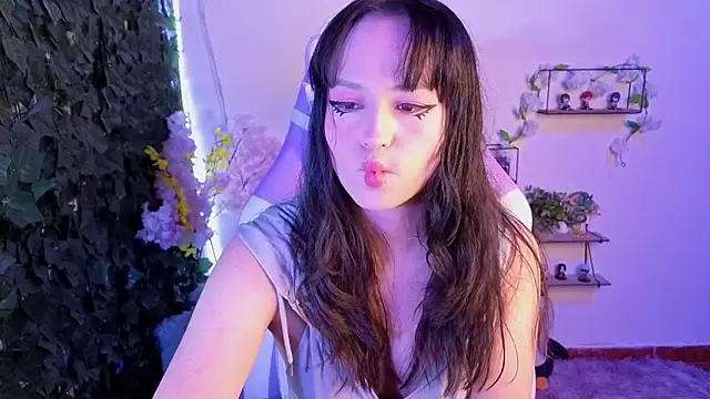 Eymmy 24 online show from April 2026 01:41:01 AM
