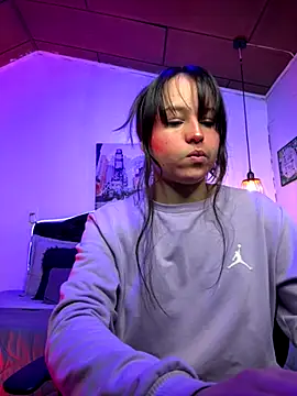 Eymmy 24 online show from October 2025 11:38:02 PM