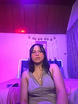 Eymmy 24 online show from November 2025 03:21:01 AM