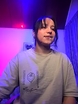 Eymmy 24 online show from November 2025 02:48:02 AM