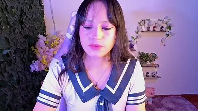Eymmy 24 online show from May 2026 01:42:02 AM