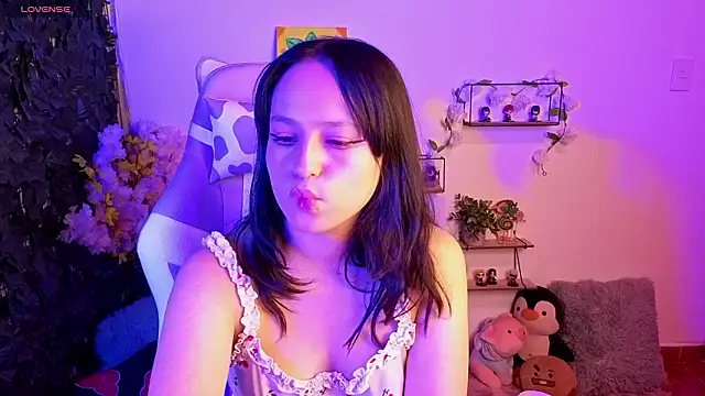 Eymmy 24 online show from February 2026 03:03:02 AM