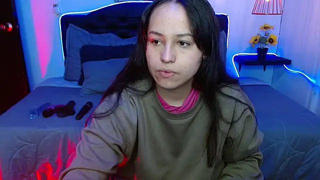 Eymmy 24 online show from September 2025 12:28:02 AM