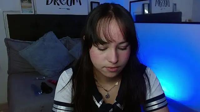 Eymmy 24 online show from September 2025 02:22:02 AM