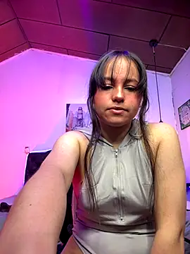 Eymmy 24 online show from October 2025 02:35:01 AM