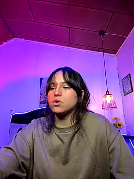 Eymmy 24 online show from October 2025 03:30:02 AM