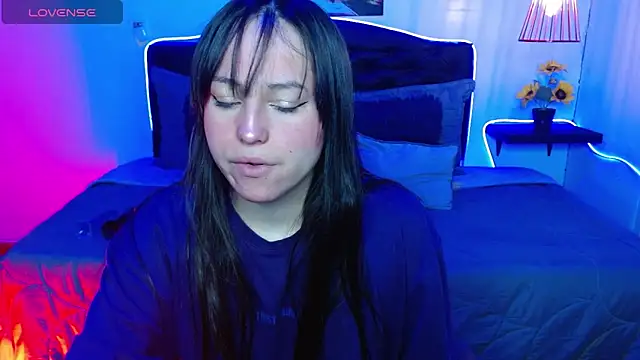 Eymmy 24 online show from September 2025 02:40:02 AM