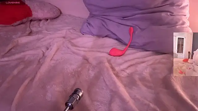 MaryjaneSpider online show from March 2026 07:01:01 PM