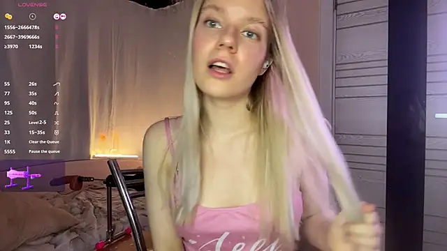 MaryjaneSpider online show from December 2025 07:52:02 PM