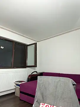 MiaKiittyy online show from December 2025 01:10:01 AM