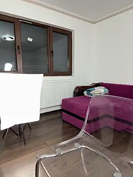 Snapshot of MiaKiittyy chatting on October 2025 12:53:01 AM MiaKiittyy online show from October 2025 12:53:01 AM