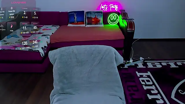 Snapshot of MiaKiittyy chatting on December 2025 01:28:01 AM MiaKiittyy online show from December 2025 01:28:01 AM