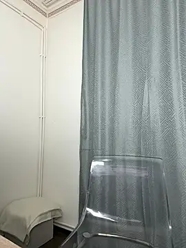 MiaKiittyy online show from March 2026 11:33:01 PM