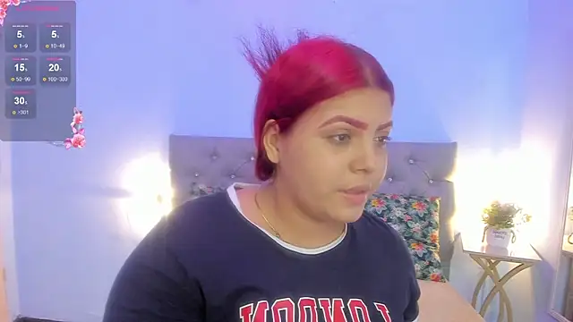 neferet opal online show from December 2025 11:04:01 PM