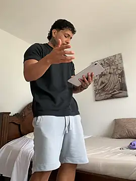 Snapshot of DeimonOficial chatting on November 2025 02:45:02 PM DeimonOficial online show from November 2025 02:45:02 PM