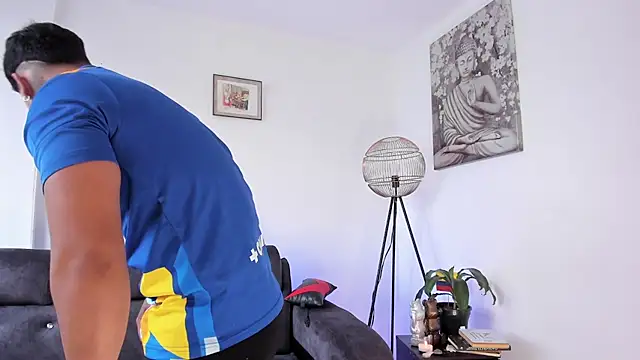 DeimonOficial online show from February 2026 08:17:02 PM