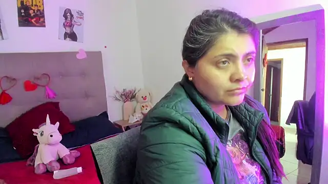 TifanyAmazinng online show from February 2026 12:35:01 PM