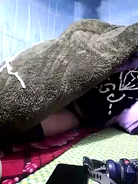 PhamPm70 online show from November 2025 05:46:01 PM