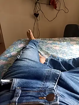 Snapshot of comobucetinhas chatting on September 2025 07:02:01 PM comobucetinhas online show from September 2025 07:02:01 PM