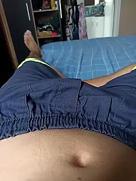 Snapshot of comobucetinhas chatting on October 2025 06:53:02 PM comobucetinhas online show from October 2025 06:53:02 PM