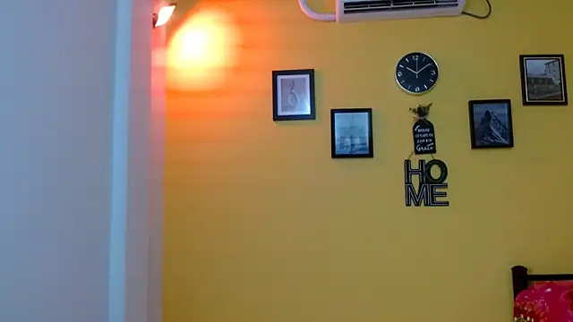 Snapshot of bellotabigtits18 chatting on September 2025 09:54:02 PM bellotabigtits18 online show from September 2025 09:54:02 PM