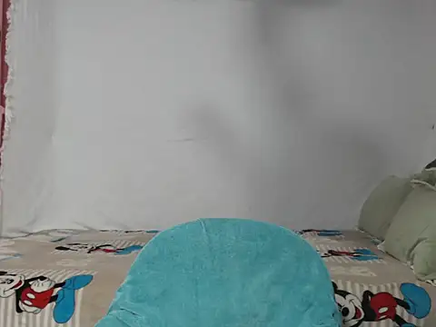 Snapshot of HelenaM chatting on September 2025 10:55:02 AM HelenaM online show from September 2025 10:55:02 AM