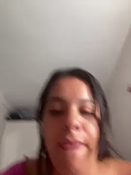 Snapshot of Moon-Lice chatting on July 2026 09:17:02 AM Moon-Lice online show from July 2026 09:17:02 AM