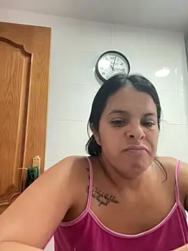 Snapshot of Moon-Lice chatting on August 2026 09:03:01 AM Moon-Lice online show from August 2026 09:03:01 AM