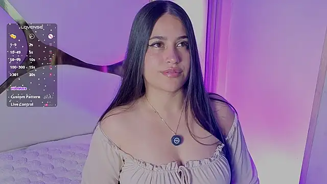 Snapshot of gabyjoness_ chatting on July 2026 05:31:01 AM gabyjoness online show from July 2026 05:31:01 AM