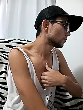 Naughty Boy13 online show from February 2026 05:44:01 PM