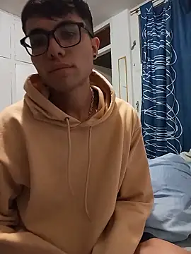 Naughty Boy13 online show from May 2026 10:09:01 PM