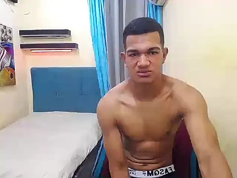 Black hugecock online show from November 2025 06:13:02 PM