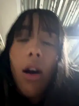 Snapshot of Aleja_ruizz chatting on October 2025 11:38:01 PM Aleja ruizz online show from October 2025 11:38:01 PM