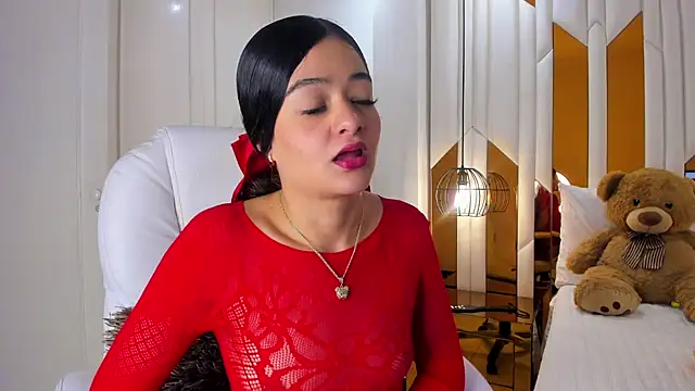 Snapshot of ValeriaPrado chatting on November 2025 12:05:02 AM ValeriaPrado online show from November 2025 12:05:02 AM